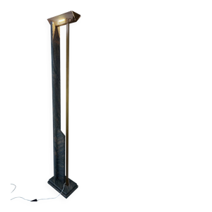 lampadaire en granit