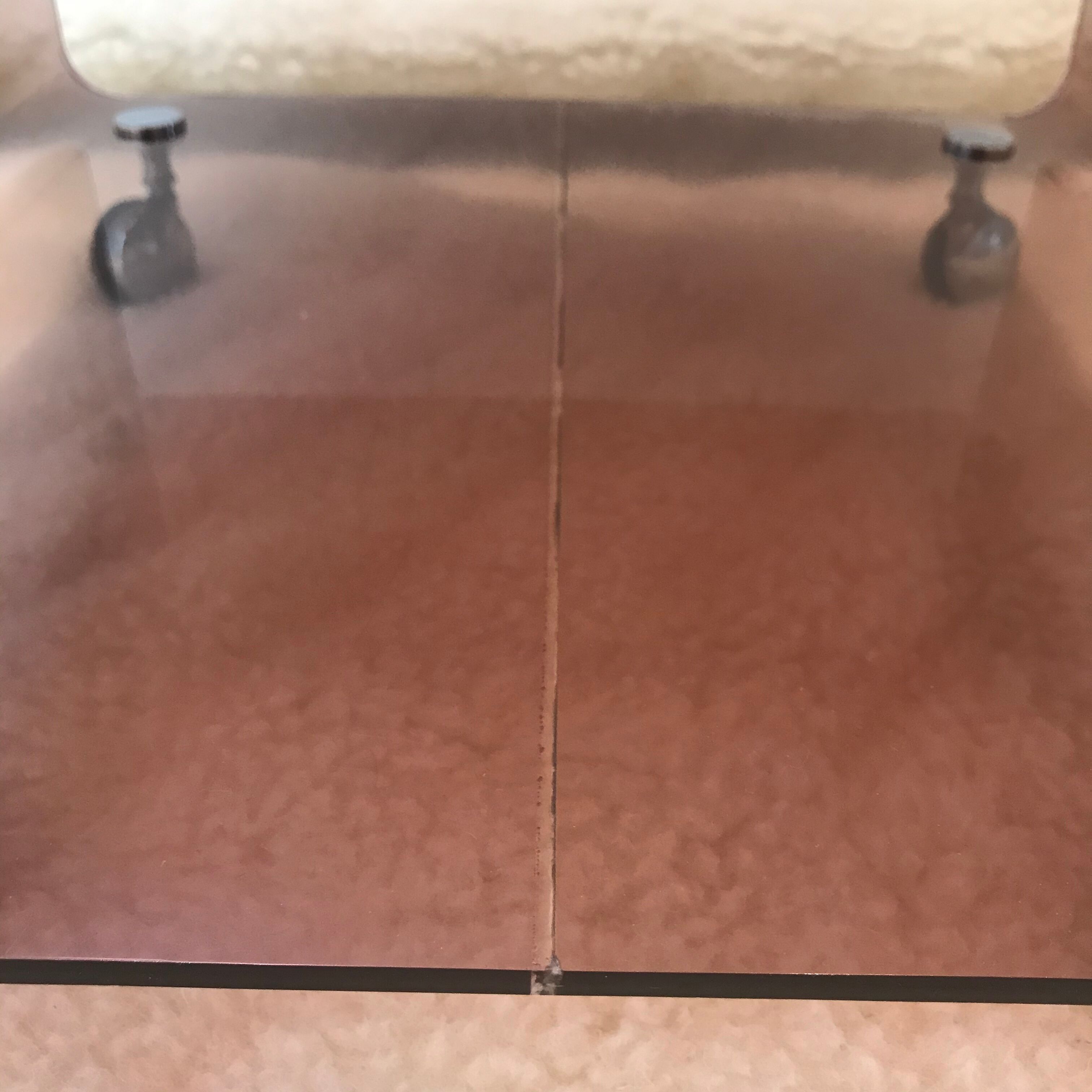 Michel Dumas serving table