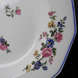 4 deep plates Bernardaud Limoges porcelain with floral decoration from the 1920s to 1950s.