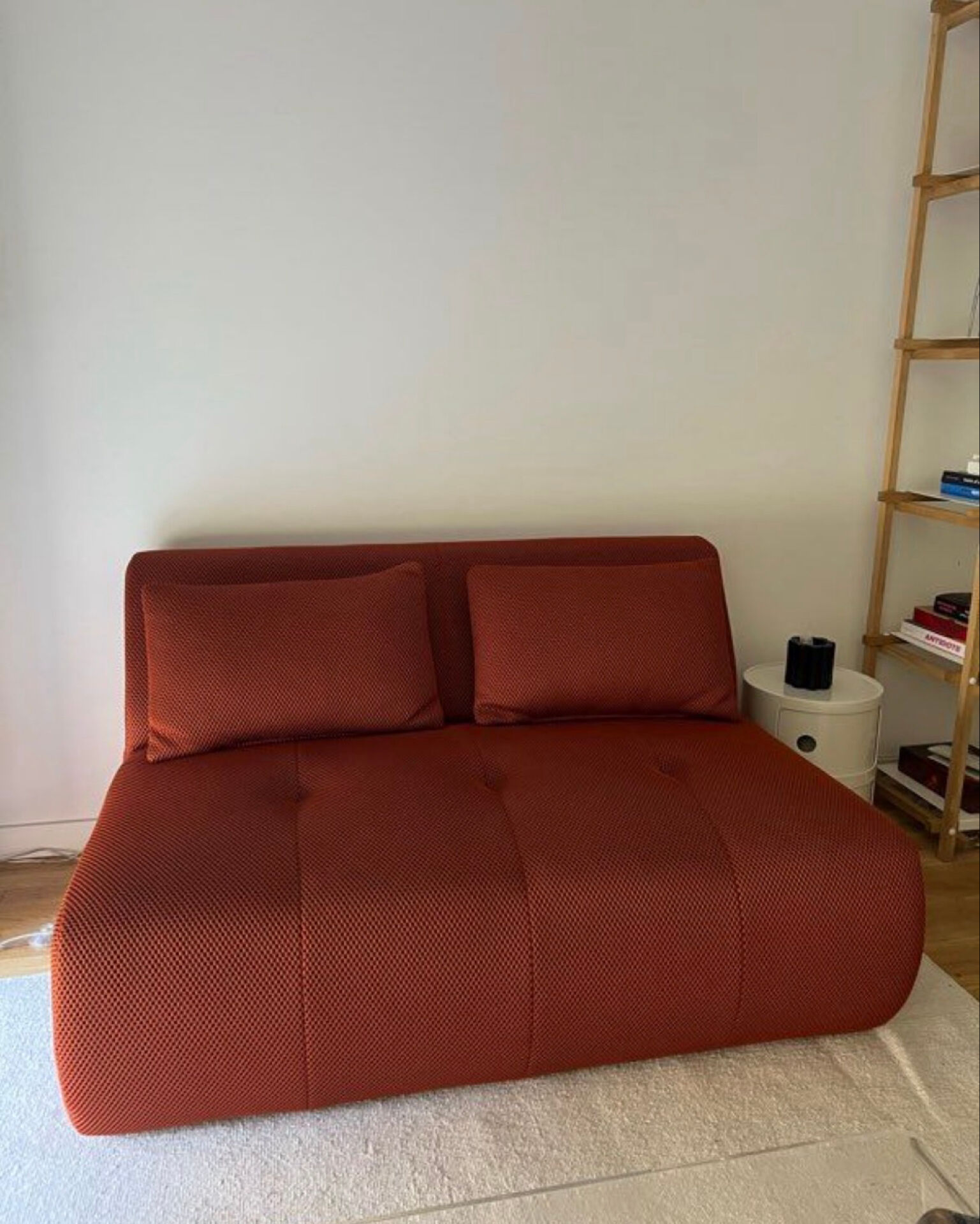 Two-seater sofa bench