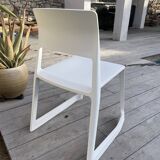 Vitra Tip Ton chair in white – design by Barber & Osgerby