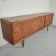 Enfilade en teck HW Klein pour Bramin made in Denmark 1960s