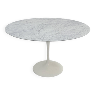 Table à manger en marbre 120 cm Tulip par Eero Saarinen pour Knoll, 1960
