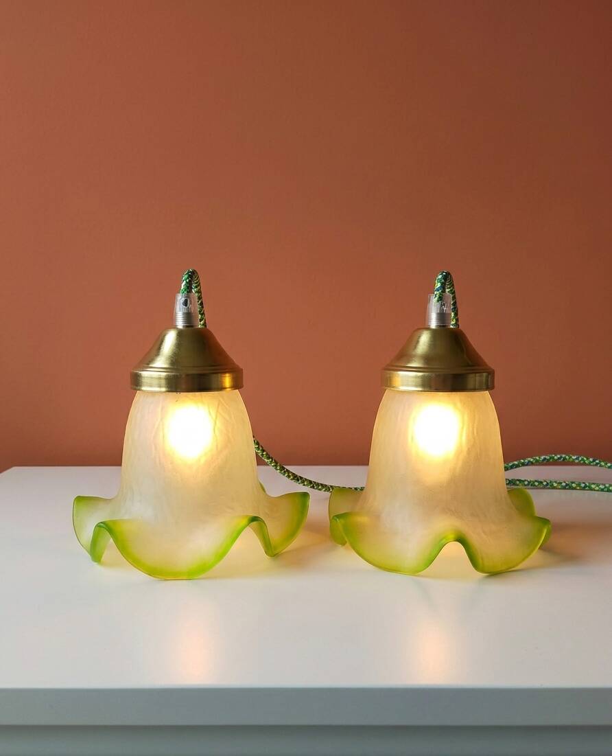 Duo de lampes baladeuses tulipes vertes