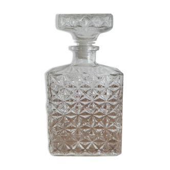 Transparent whisky carafe