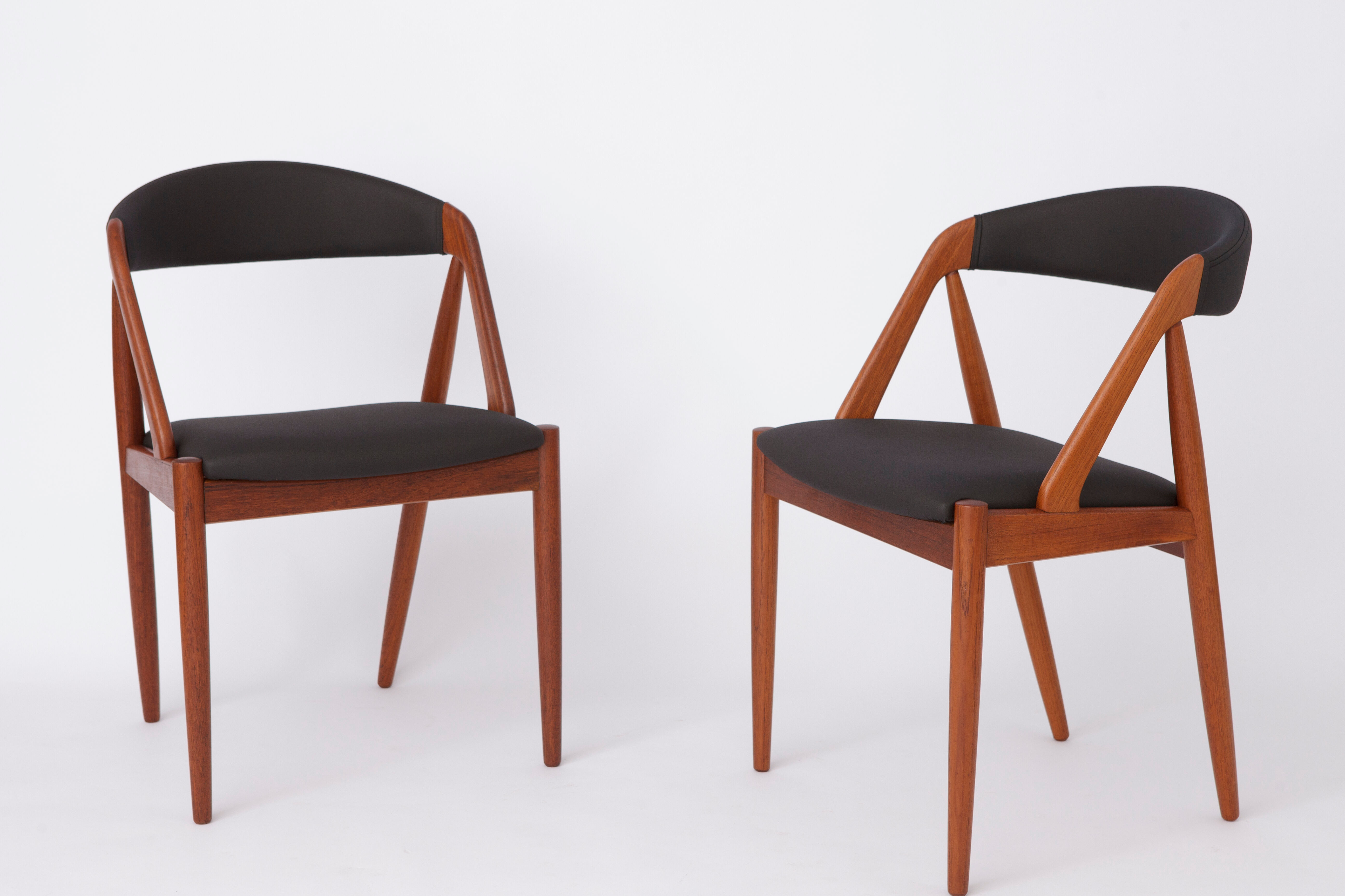 Set of 4 Kai Kristiansen model 31 chairs danish 1960s