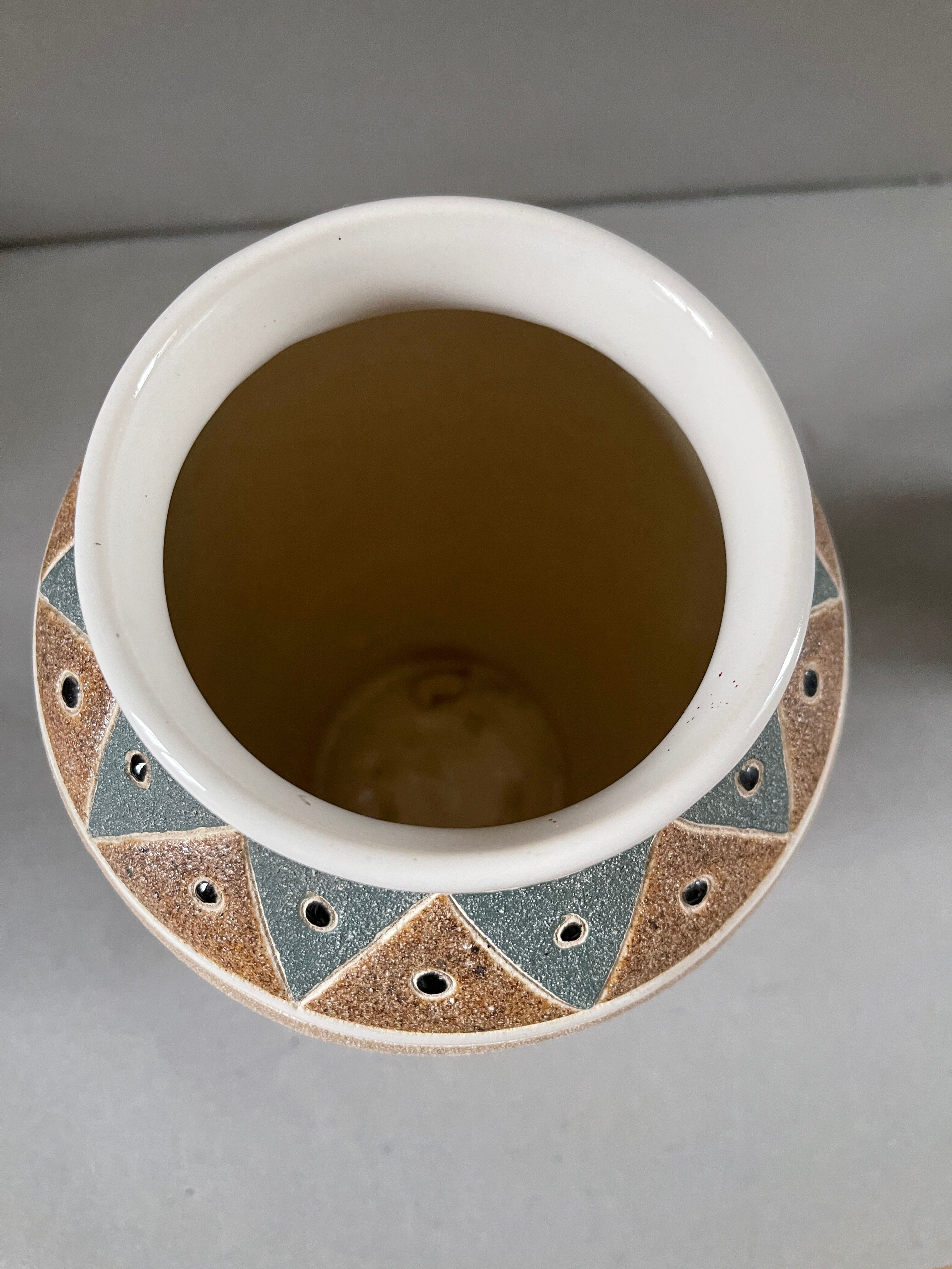 Vase with parakeets 50s