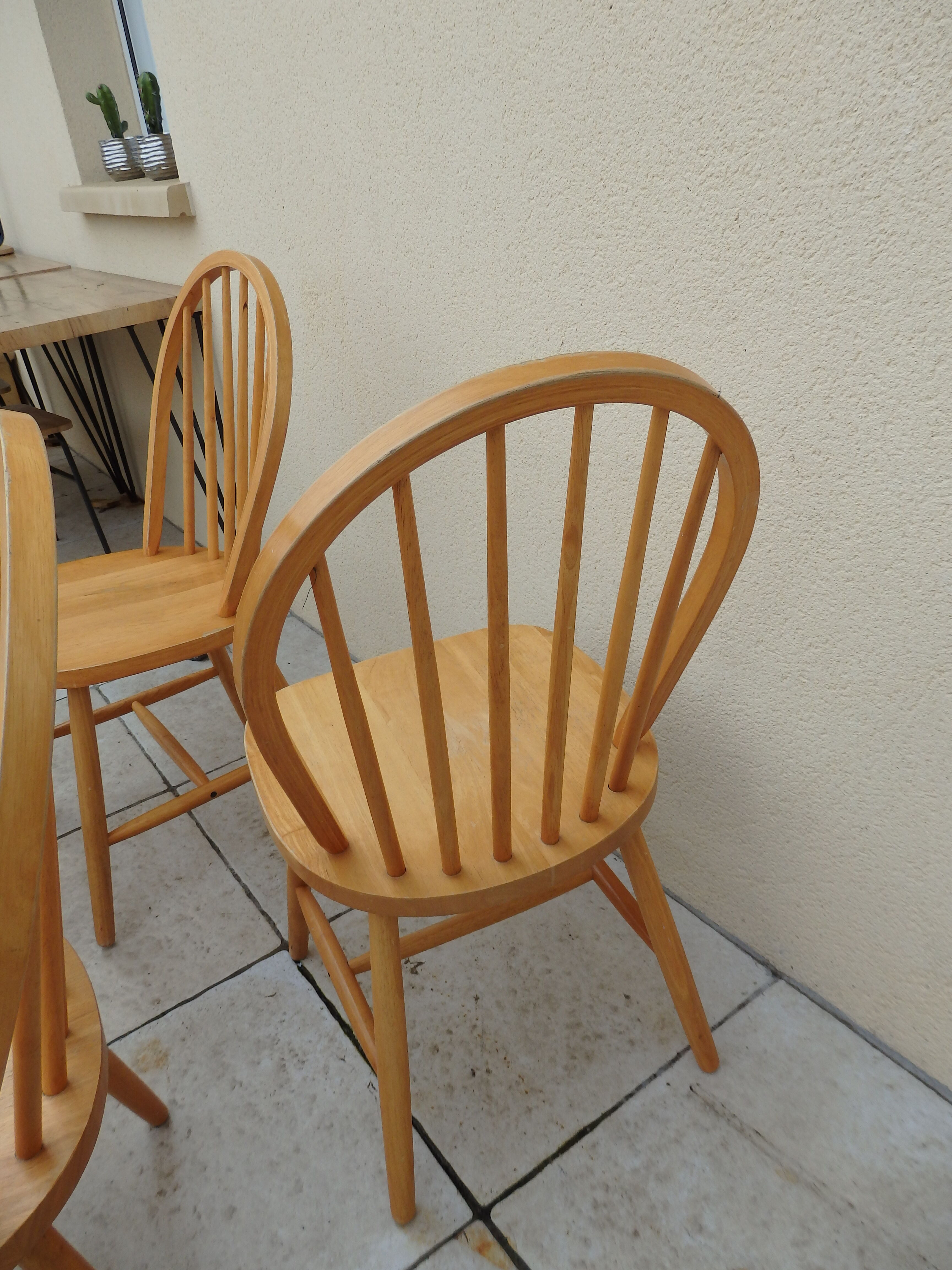 4 Windsor chairs per ercol