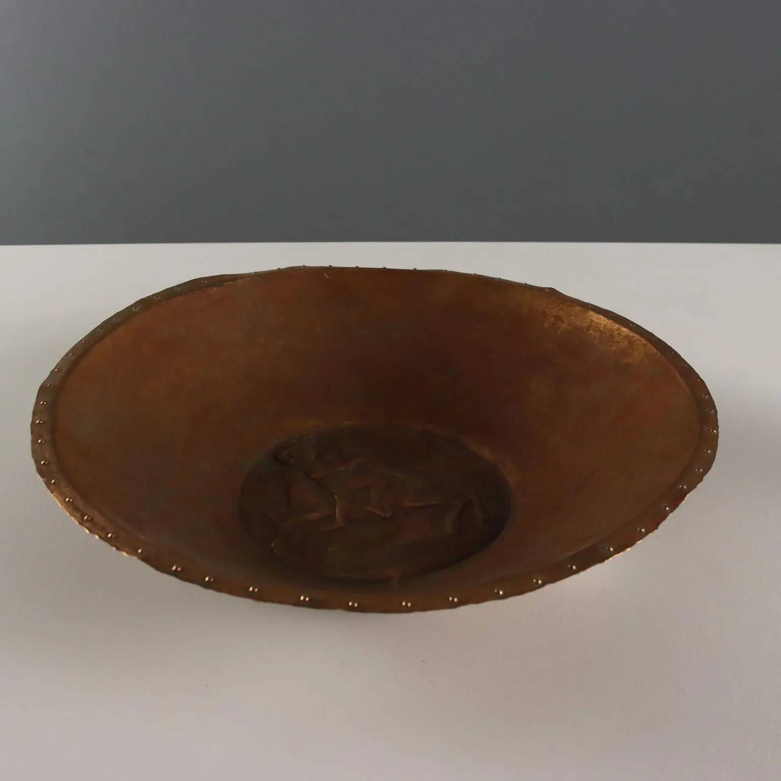 Antique table centrepiece Attilio Nani in copper Italy 20th Century