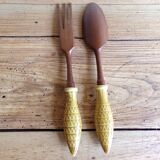 Wood and ceramic salad cutlery