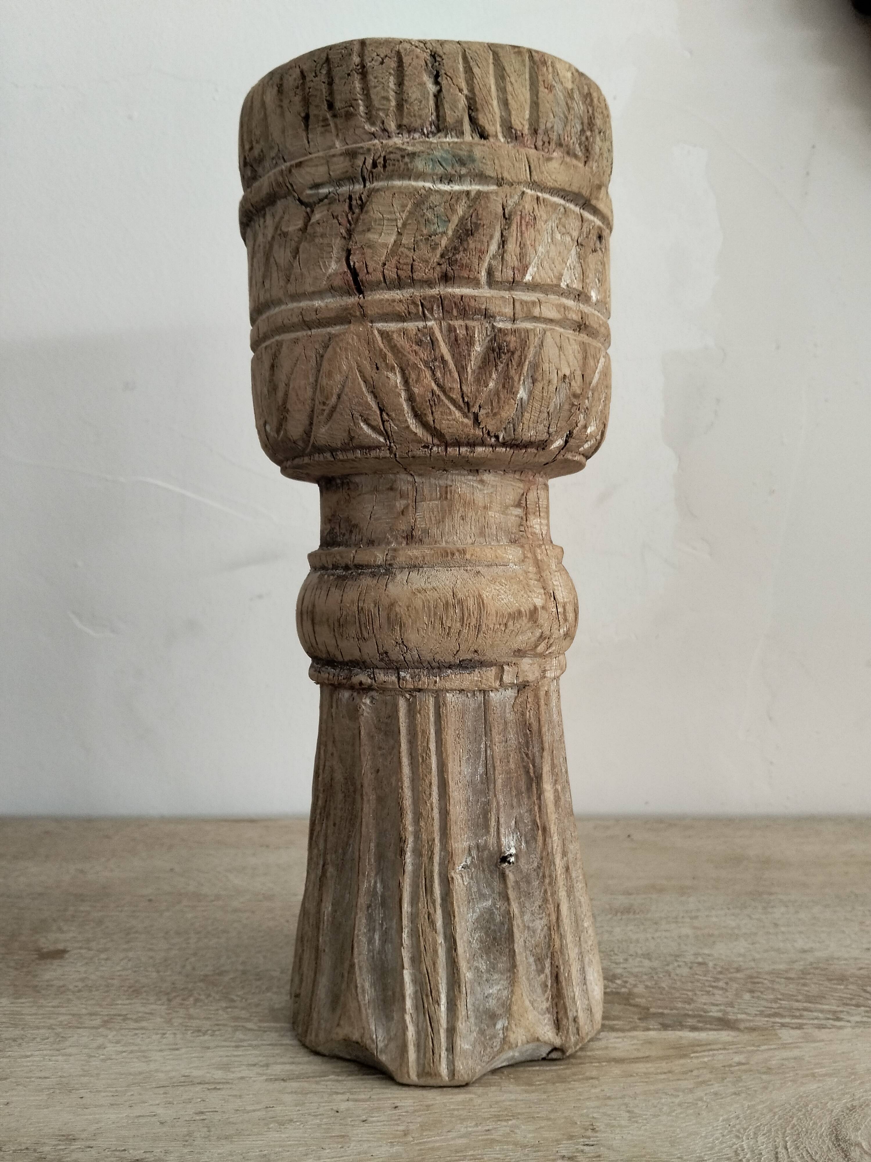 Candle holder