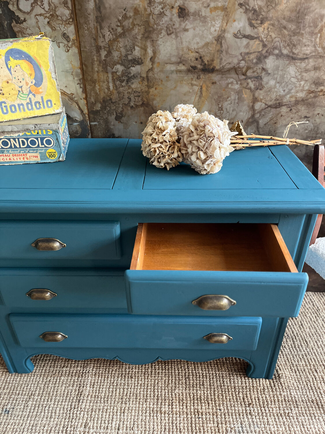 Oak chest of drawers pegged summer night