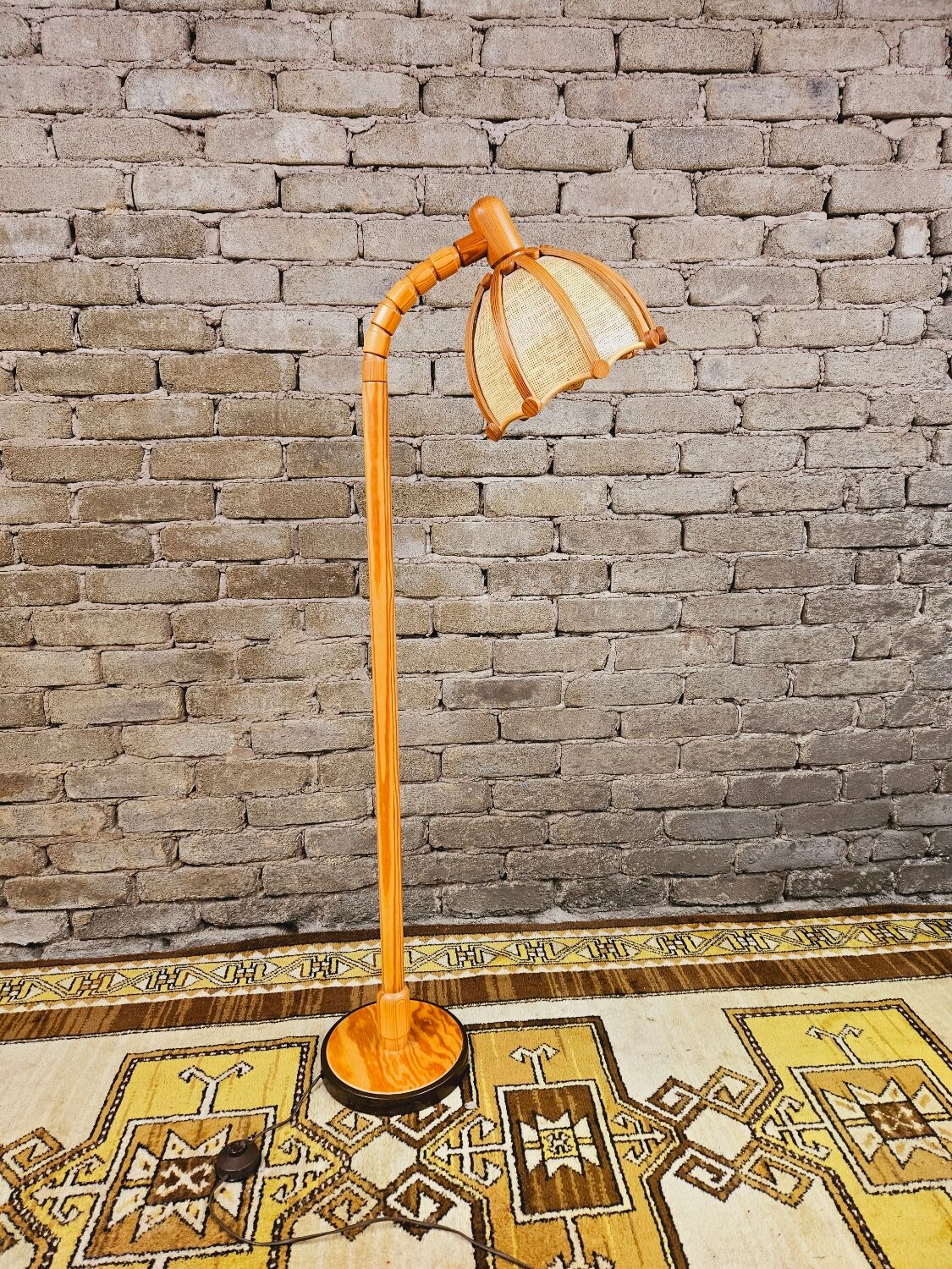 80s floor lamp