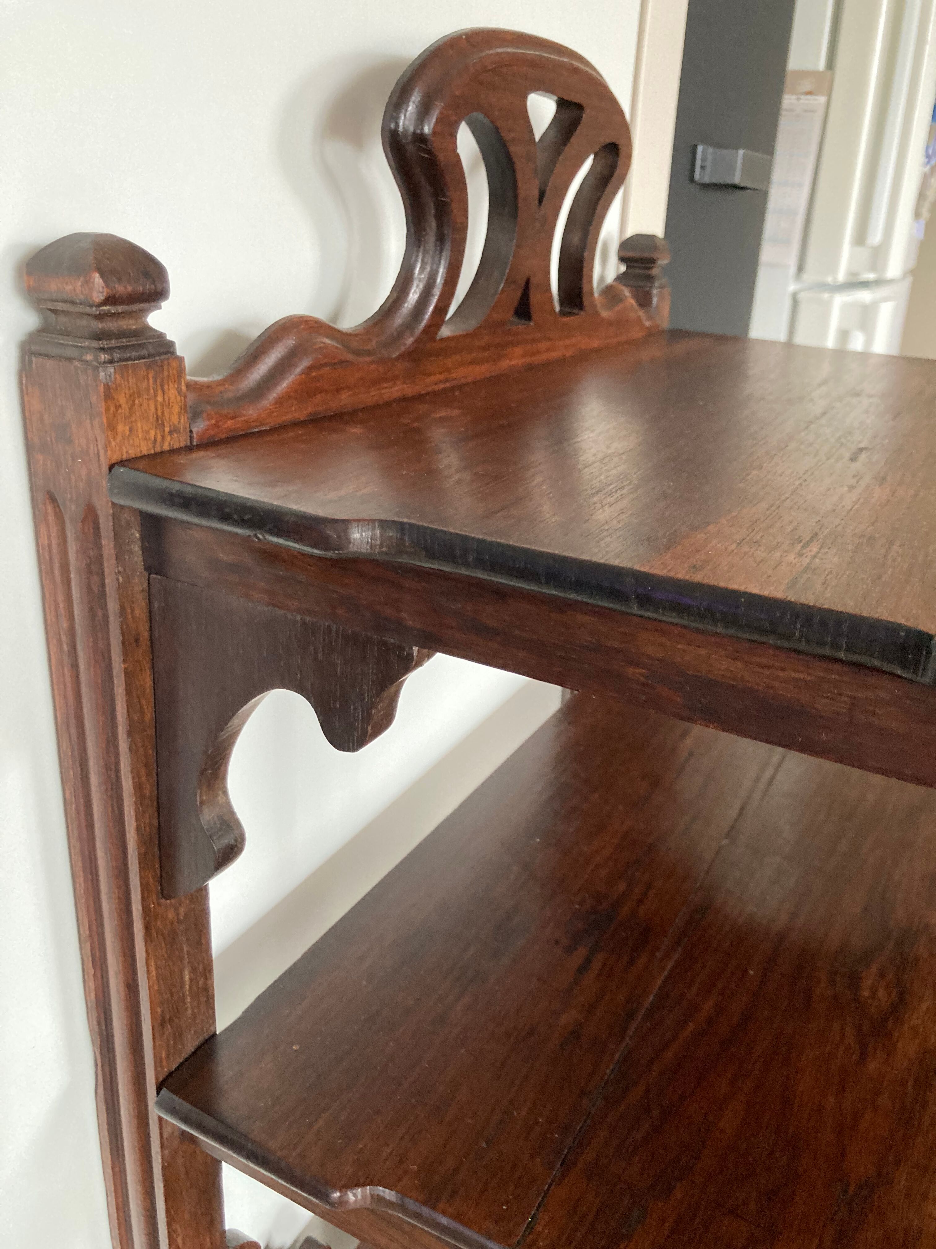 Meuble à partition en palissandre