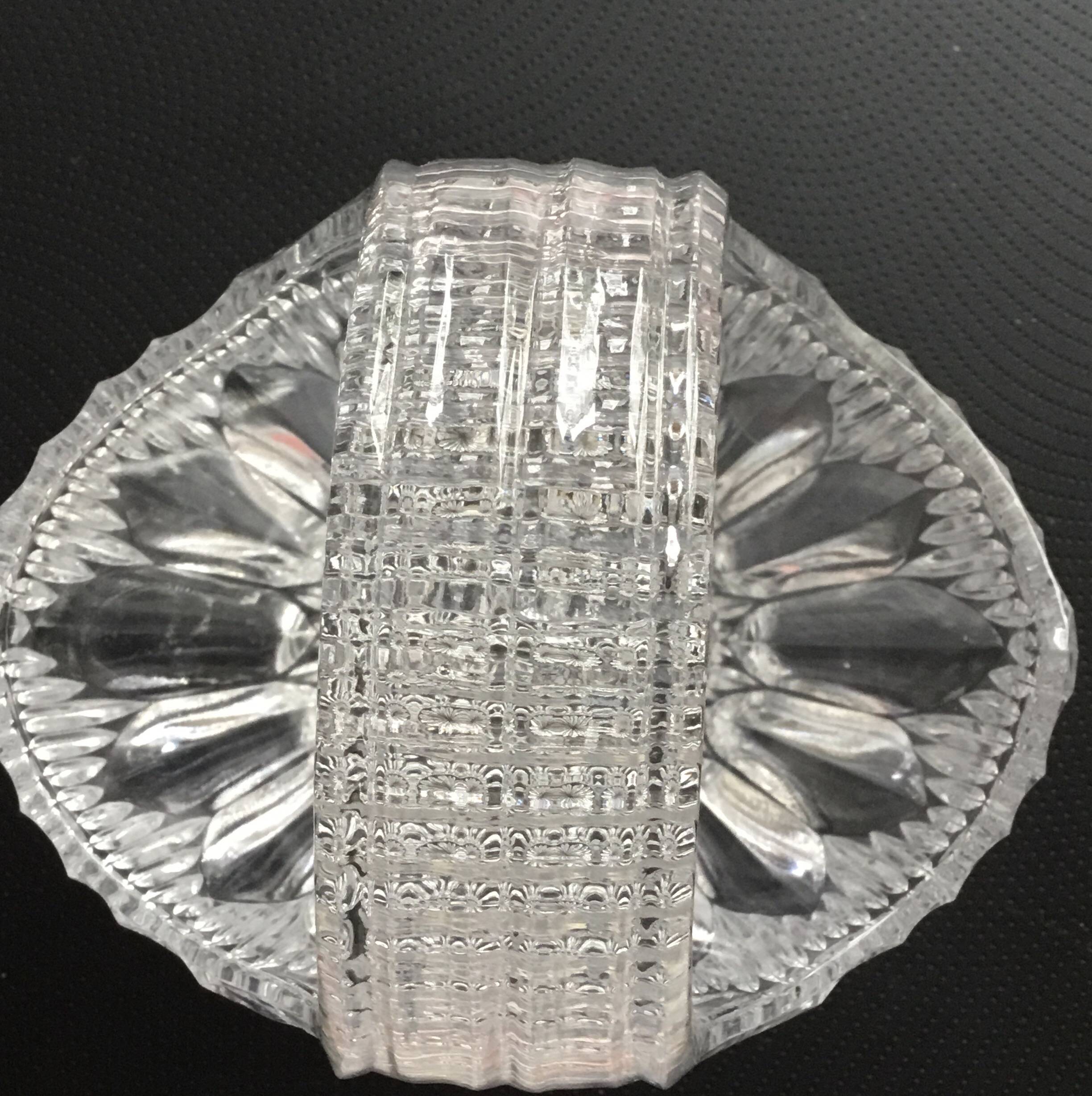 Crystal basket coupe