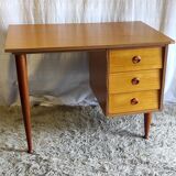 Scandinavian style desk in blond teak – 60s/70s