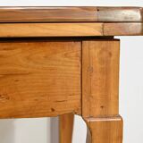 Table régionale en merisier, style Louis XV, milieu XIXème