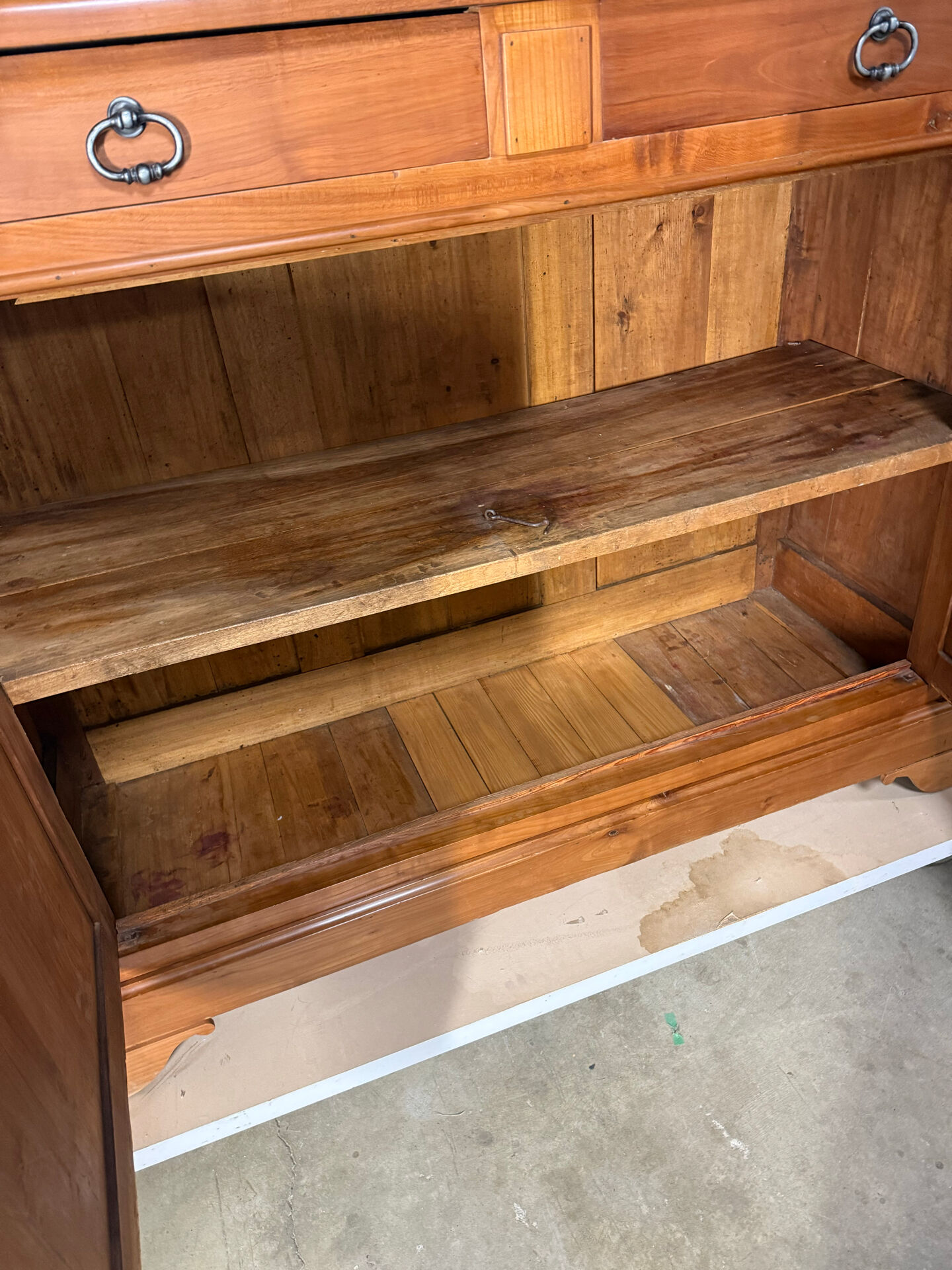Old buffet