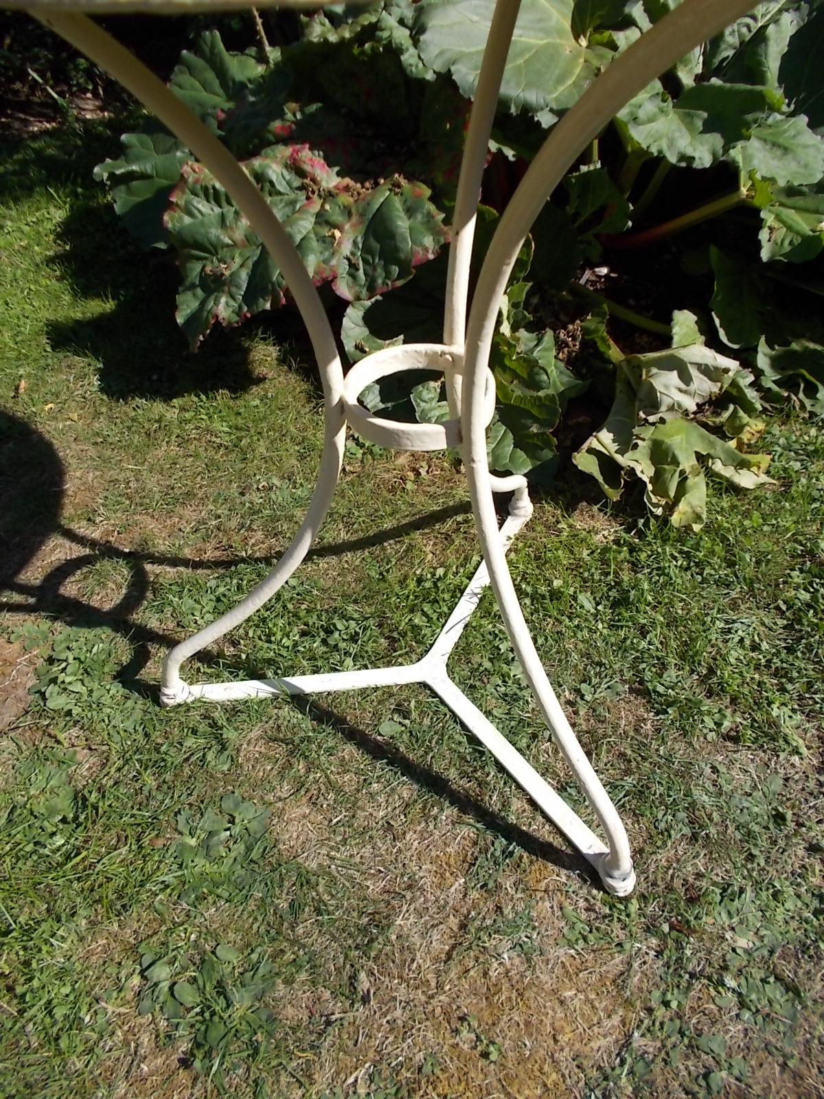 White wrought iron table