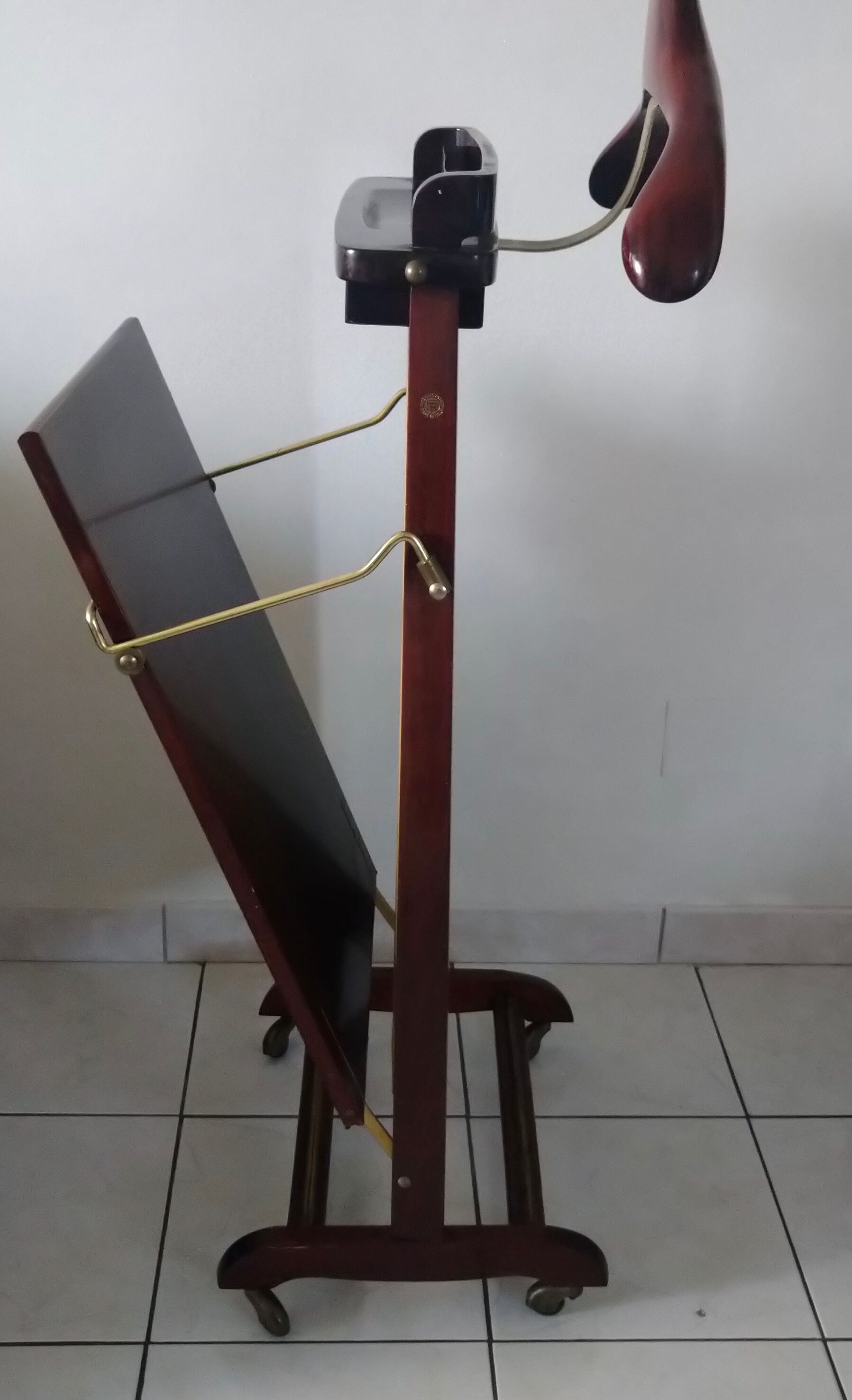 Room valet Reguitti Fratelli