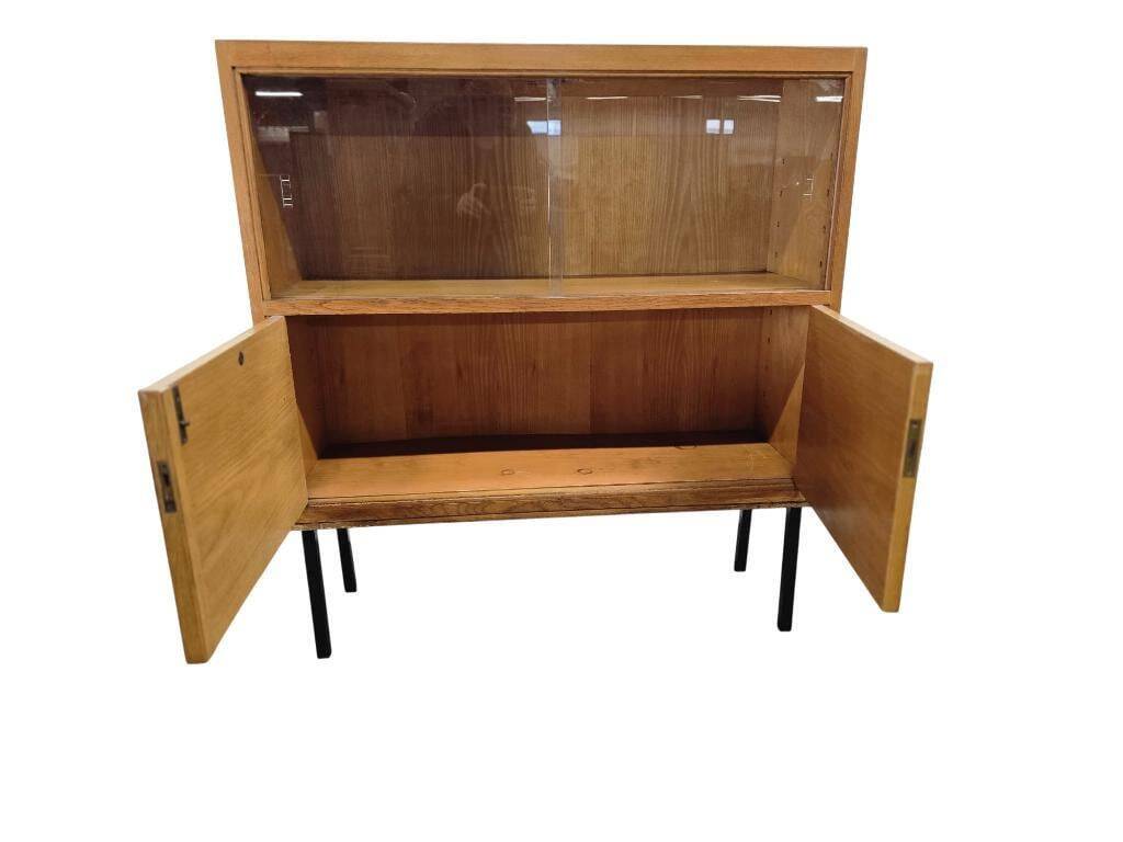 Vitrine / meuble bar / armoire vintage en bois