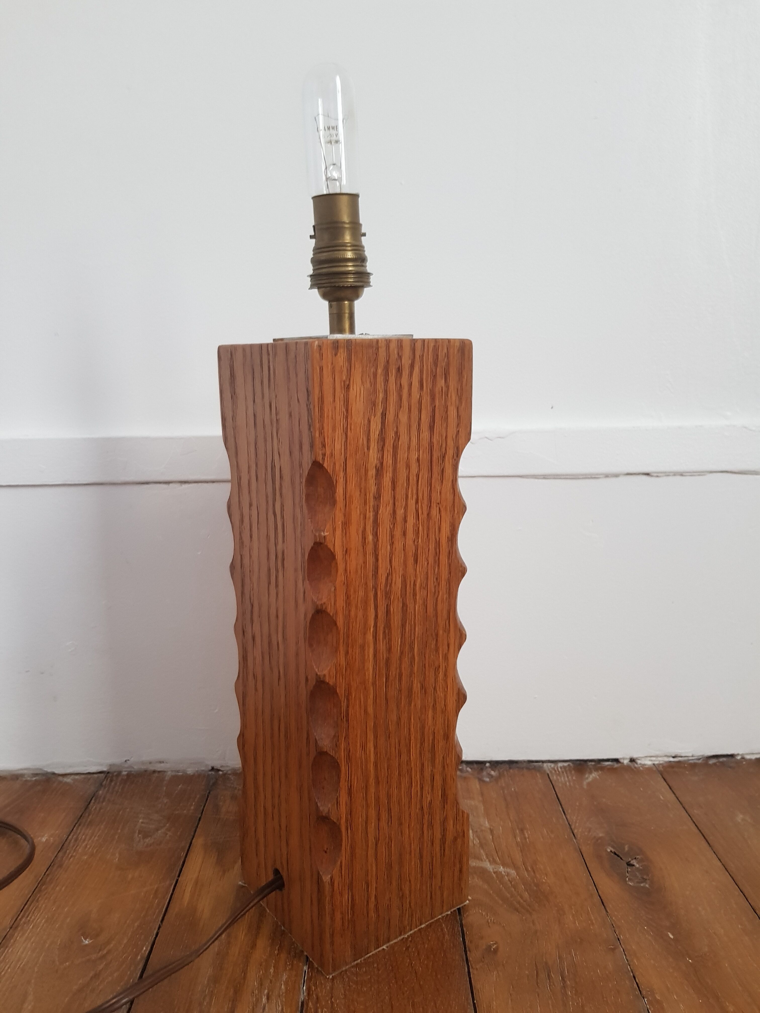Wooden lamp foot