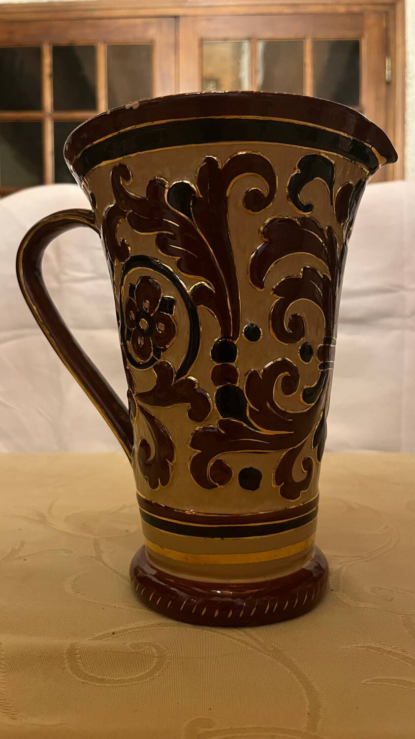 Vintage Deruta sign vase