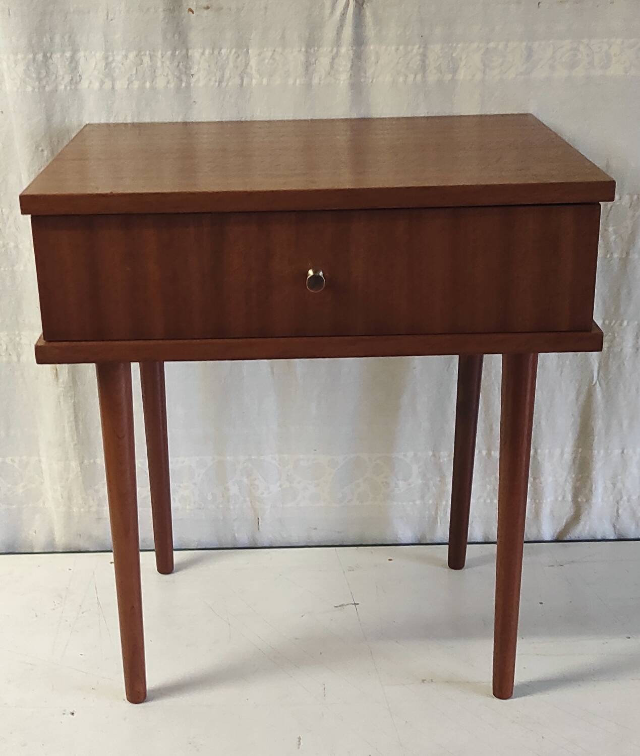 Modernist teak bedside table - mid 20th century