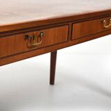 Frits Henningsen Cabinetmaker, Large Desk 1940s