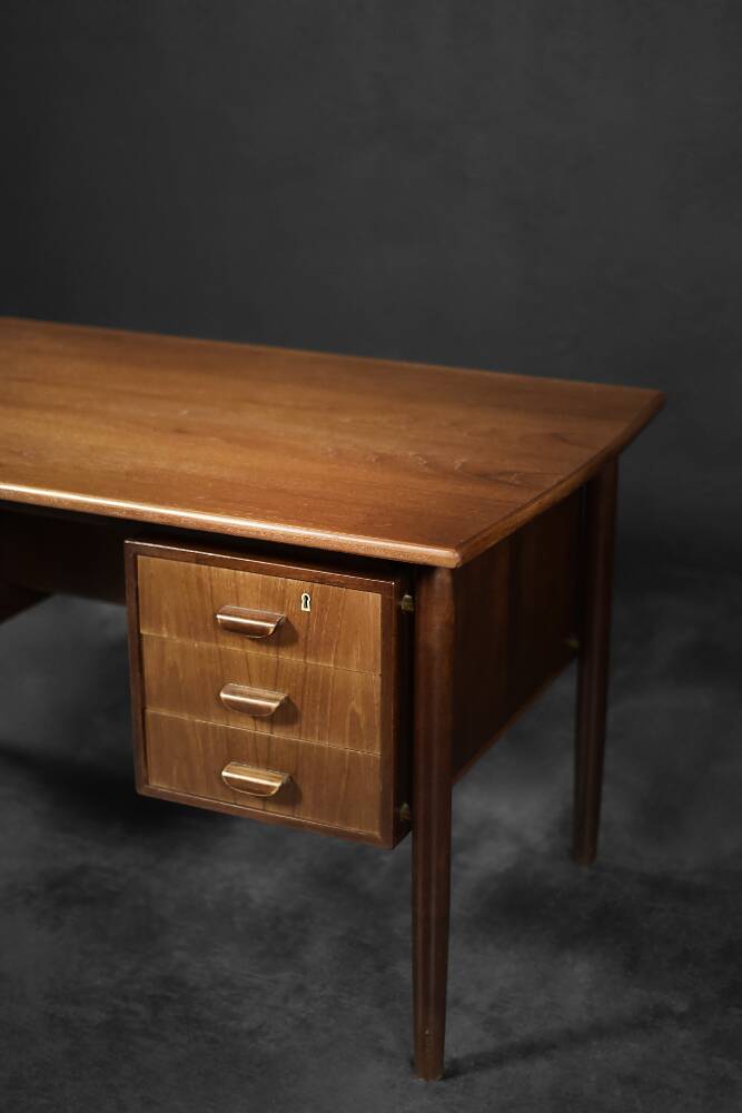 Mid-Century Danish Scandinavian Modern Teak Bilateral Desk with Drawers, 1960s
