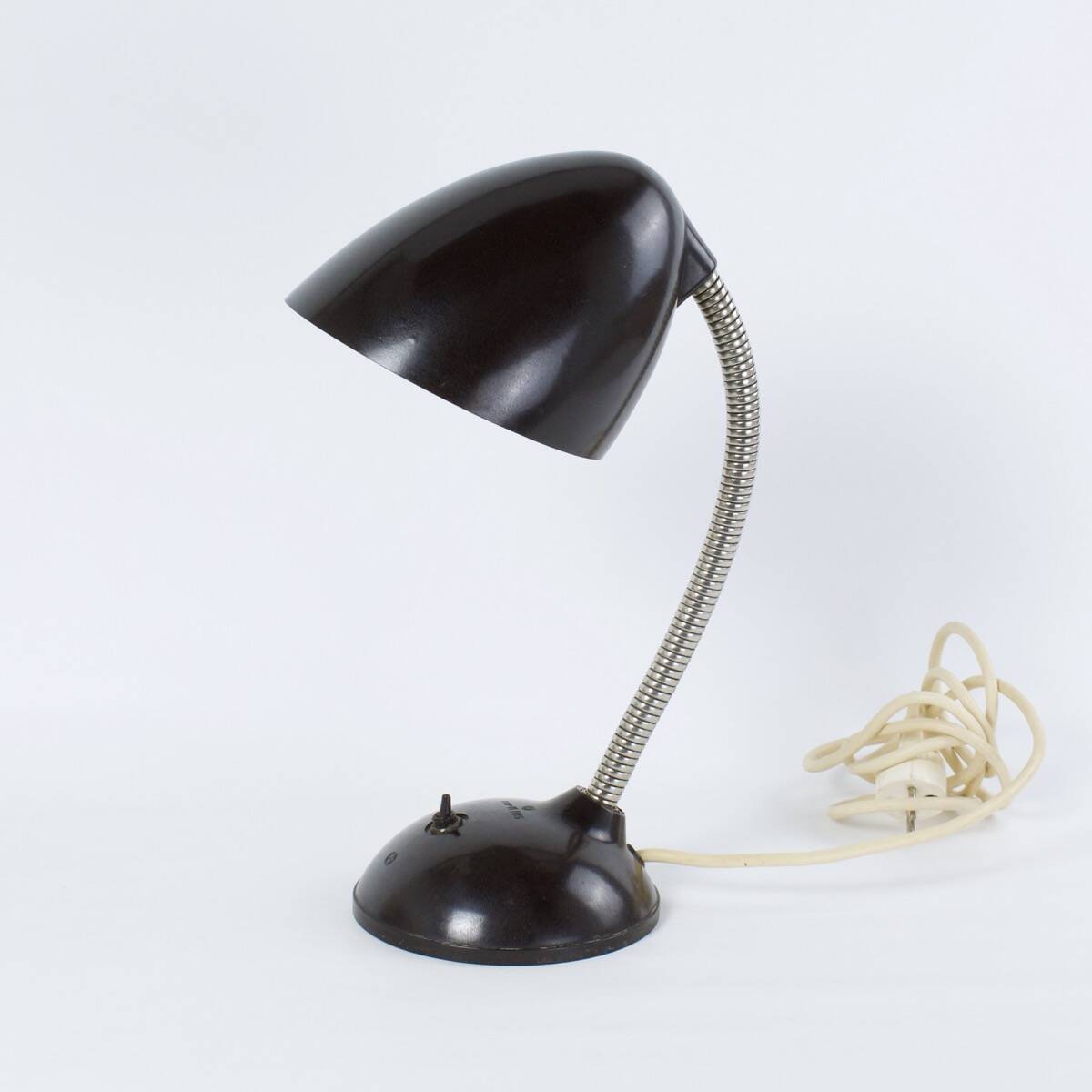 Art deco bakelite desk lamp from the 1930s-40s