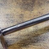 6 Silver metal knife holders