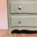 Vintage wooden chest of drawers