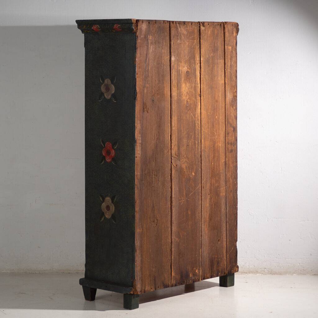 Antique painted pine wardrobe – Austro-Hungarian Empire, Year 1835