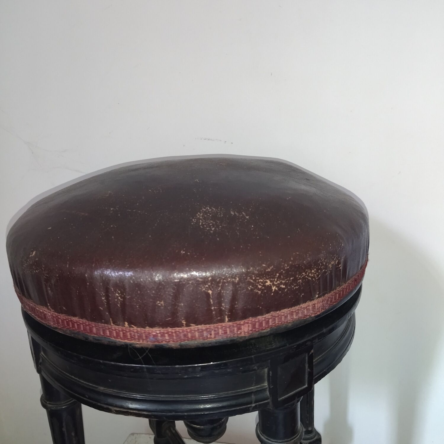 Louis XVI style adjustable stool