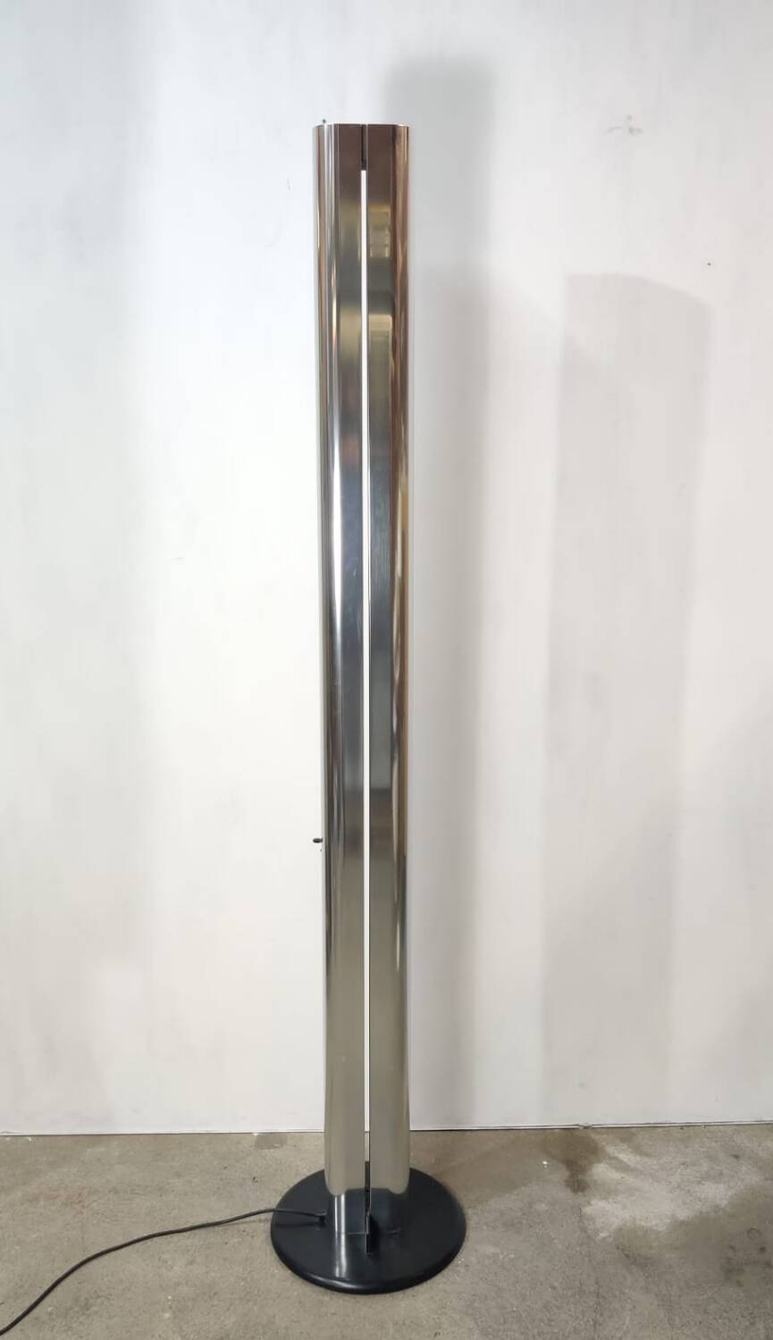 Megaron Floor Lamp Artemide