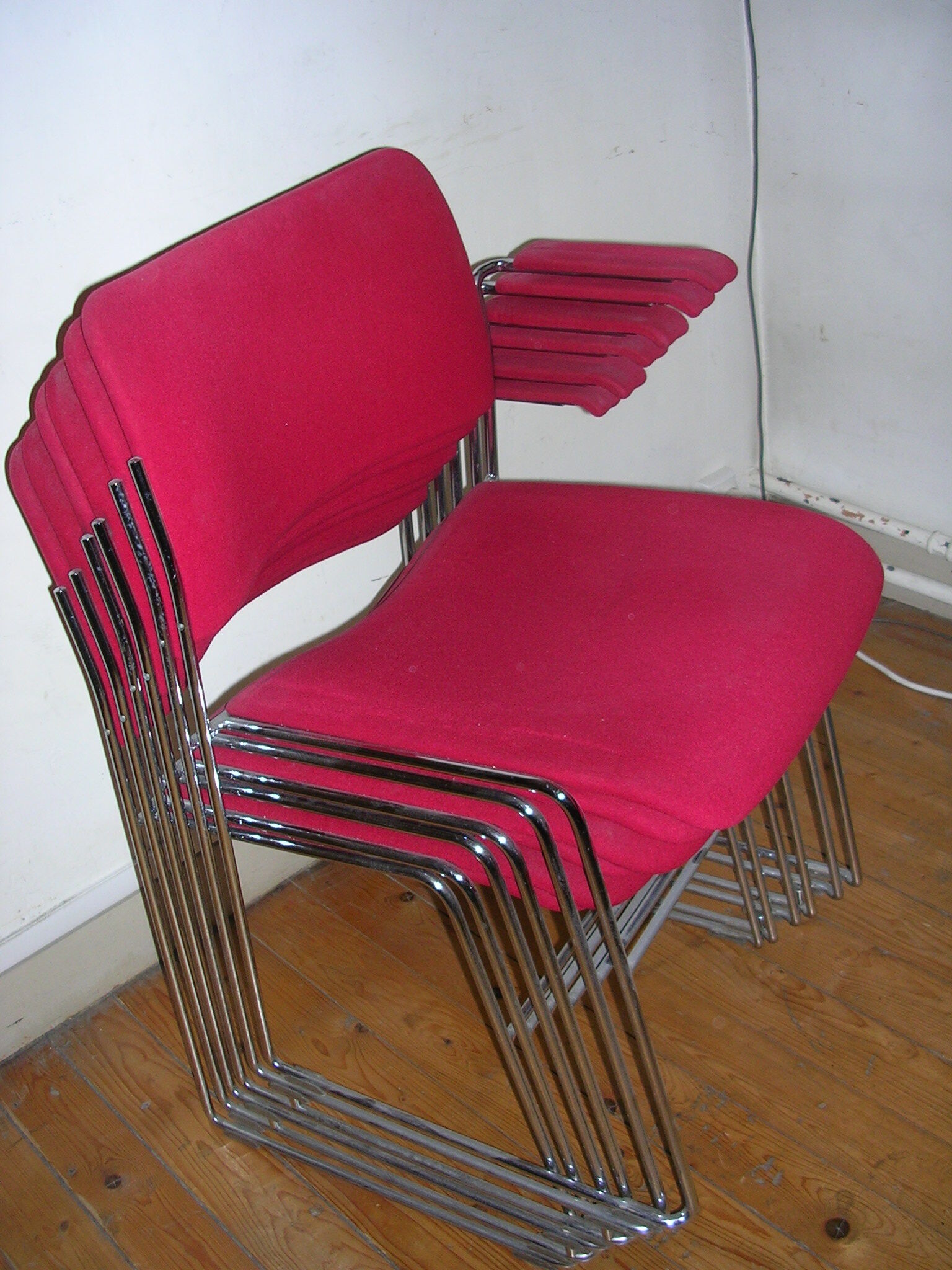 6 chaises modèle "40/4 chair" de David Rowland design