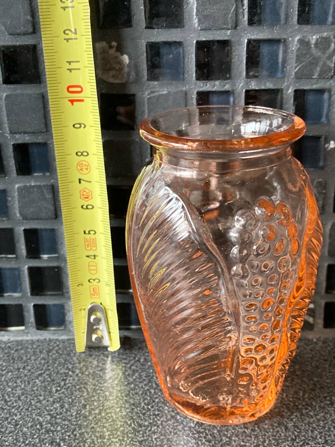 Vase Rosaline en verre moule rose