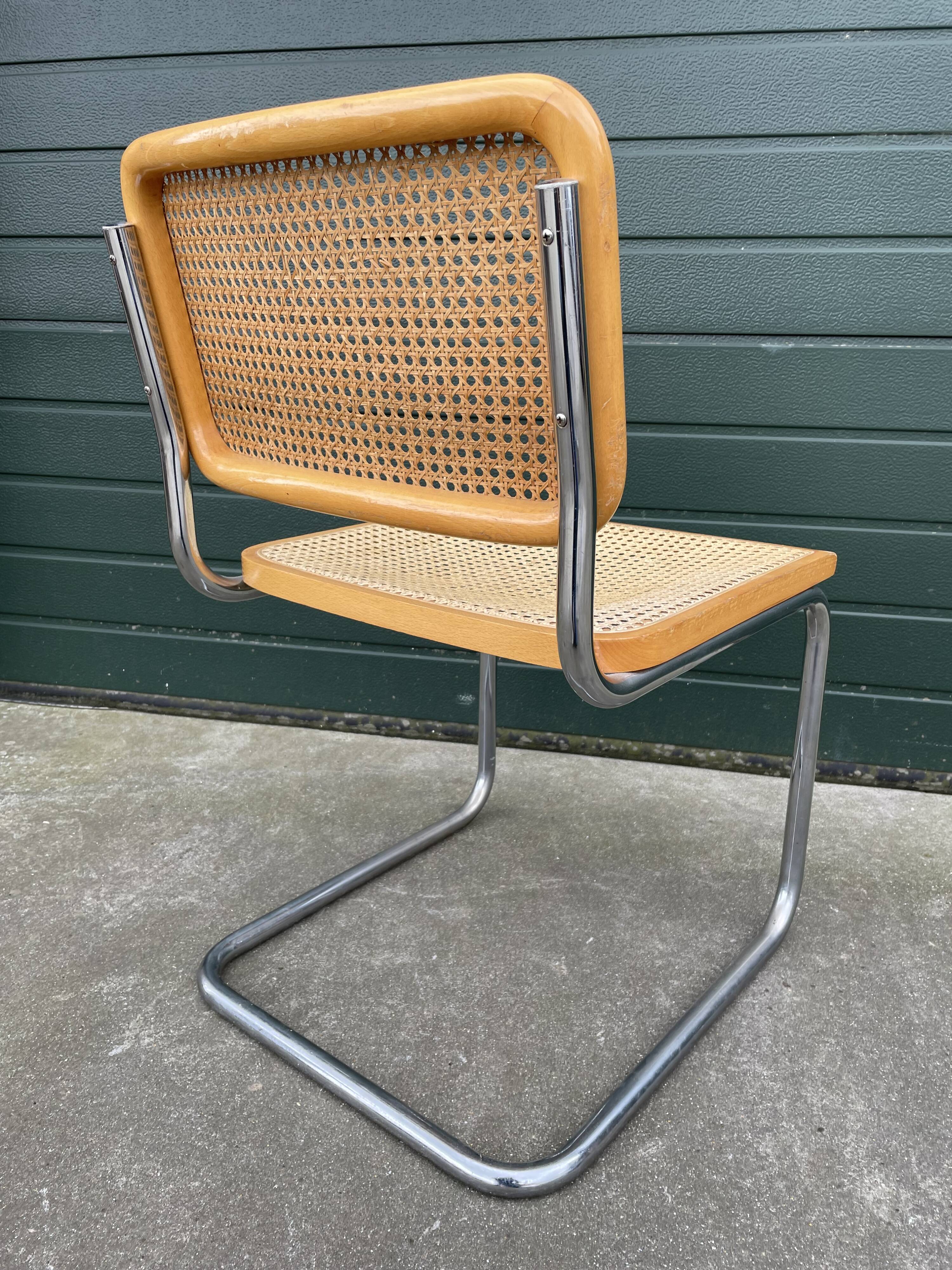 Lot de 4 chaises Cesca modèle b32 en chrome fabriqué en italie par Marcel Breuer