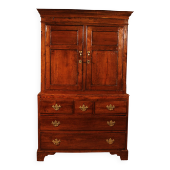Small 18th Century Oak Linen Press
