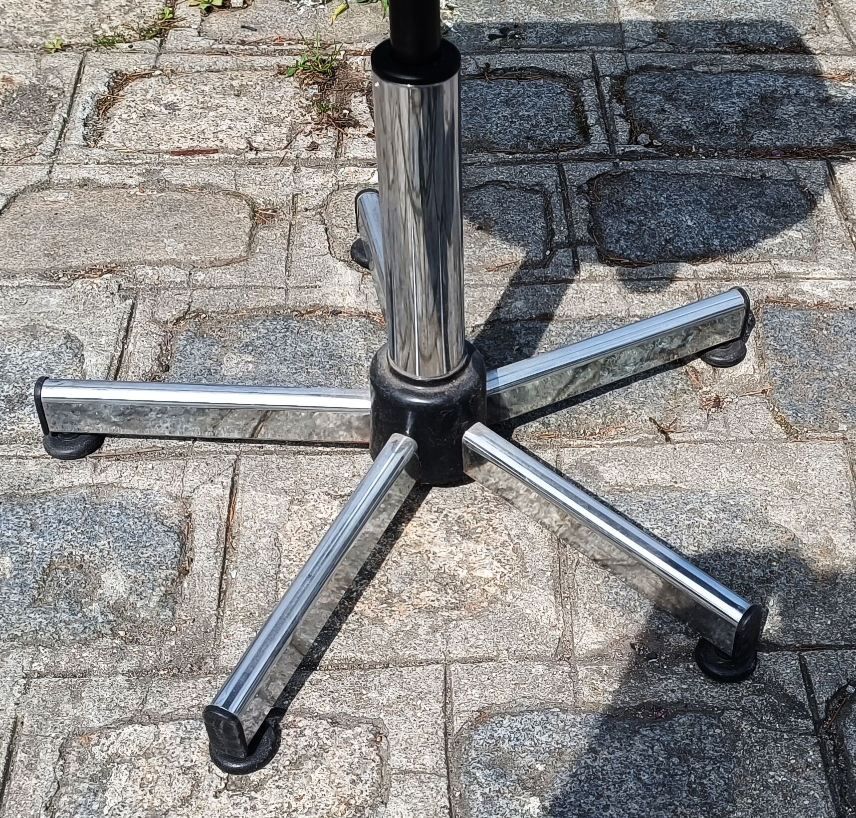 Vintage, ergonomic office chair