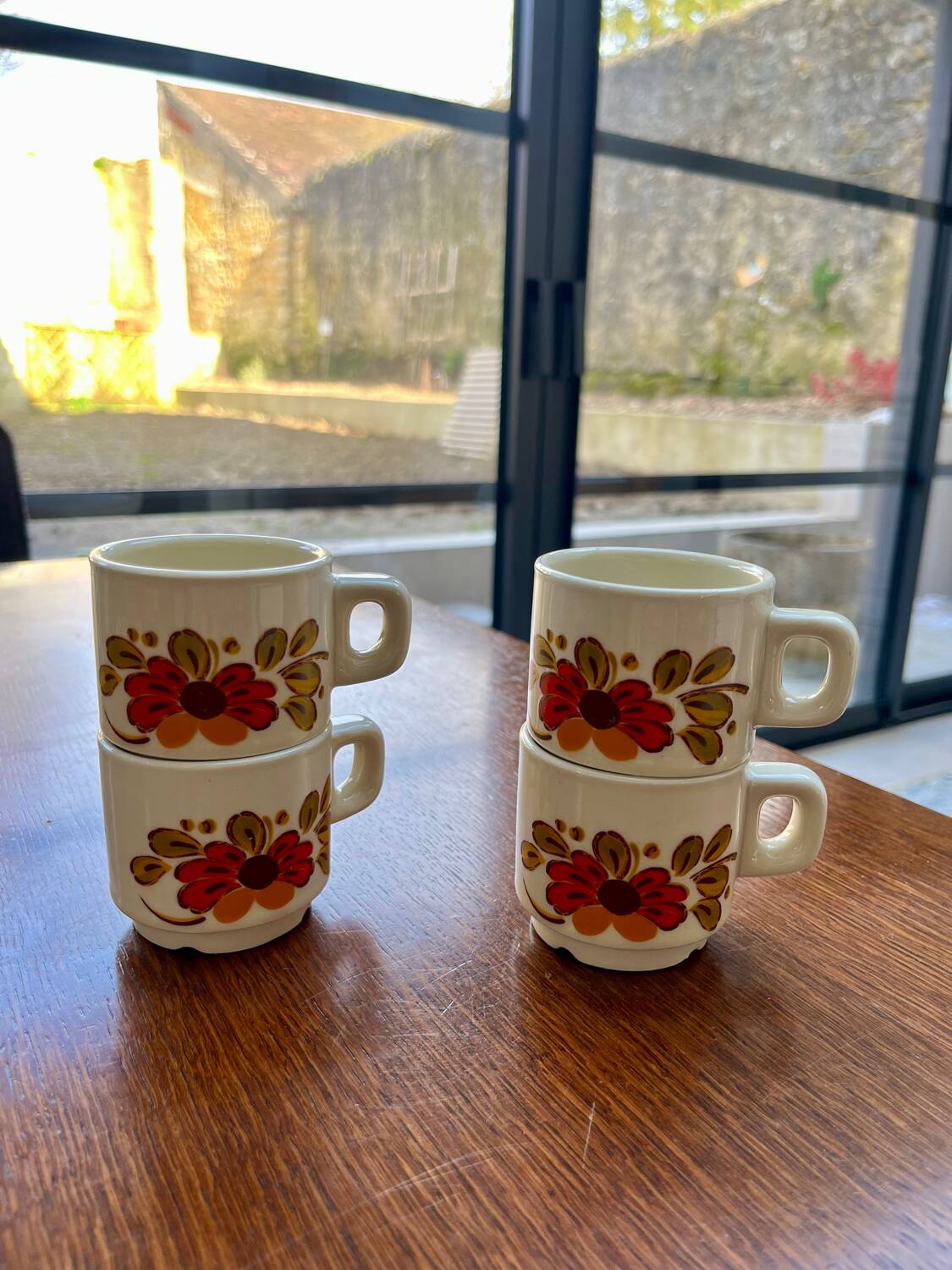 Service à thé en porcelaine