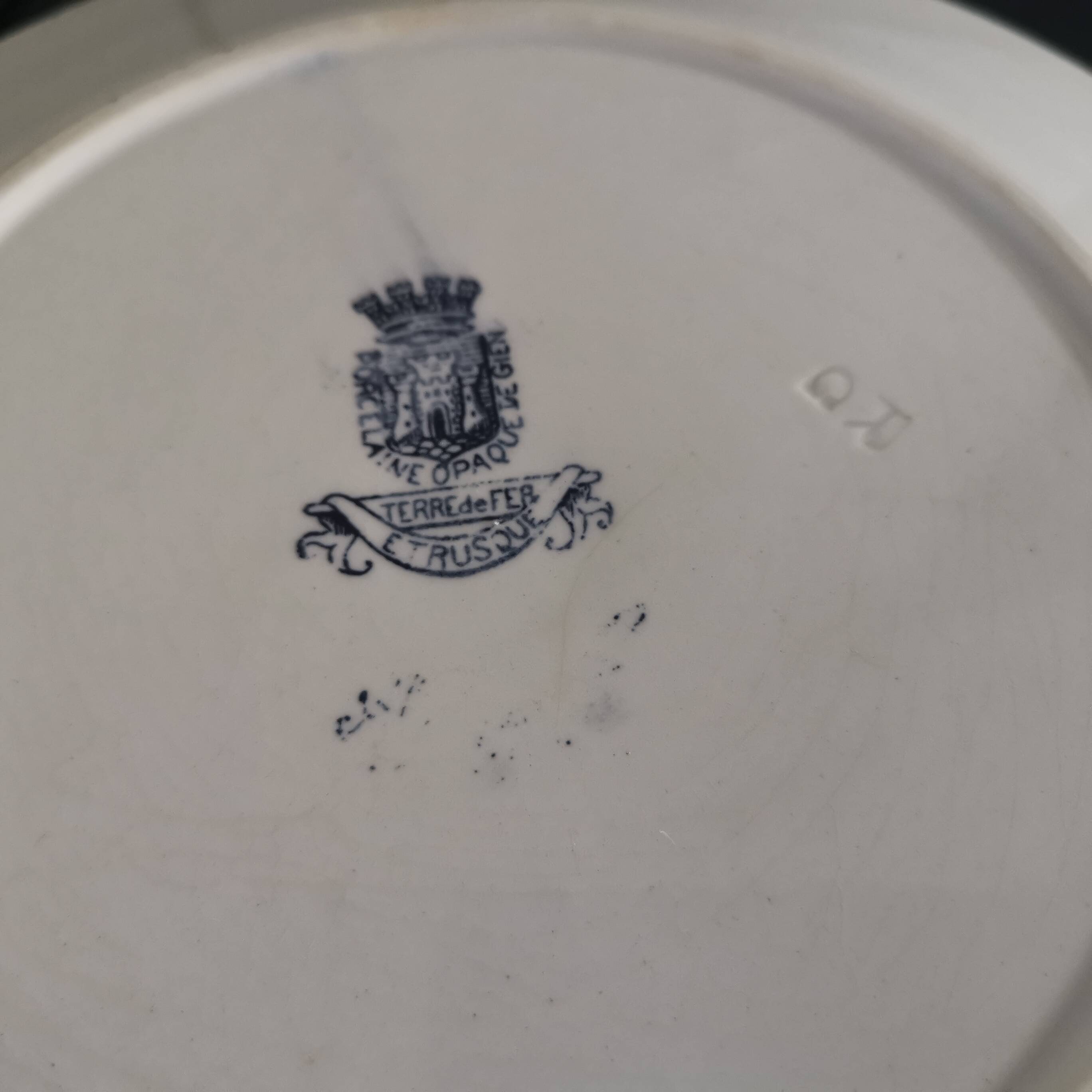 Old "Etruscan" flat plates in opaque porcelain from Gien Terre de Fer