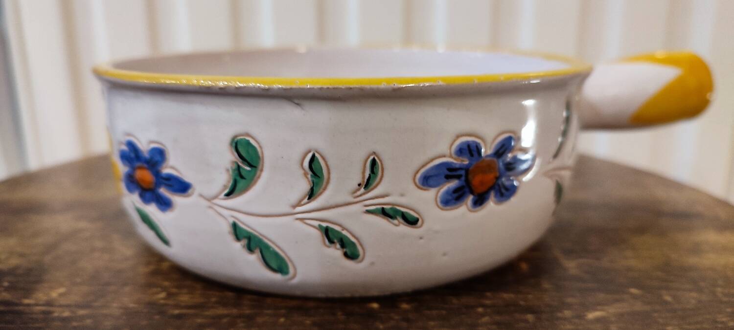 Vallauris ceramic decorative fondue pot