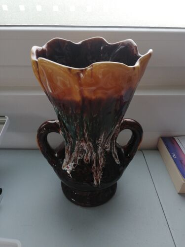 Vase marron à anse Vallauris