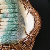 Asparagus dish with earthenware