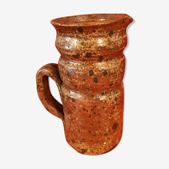 Puisay sandstone pitcher