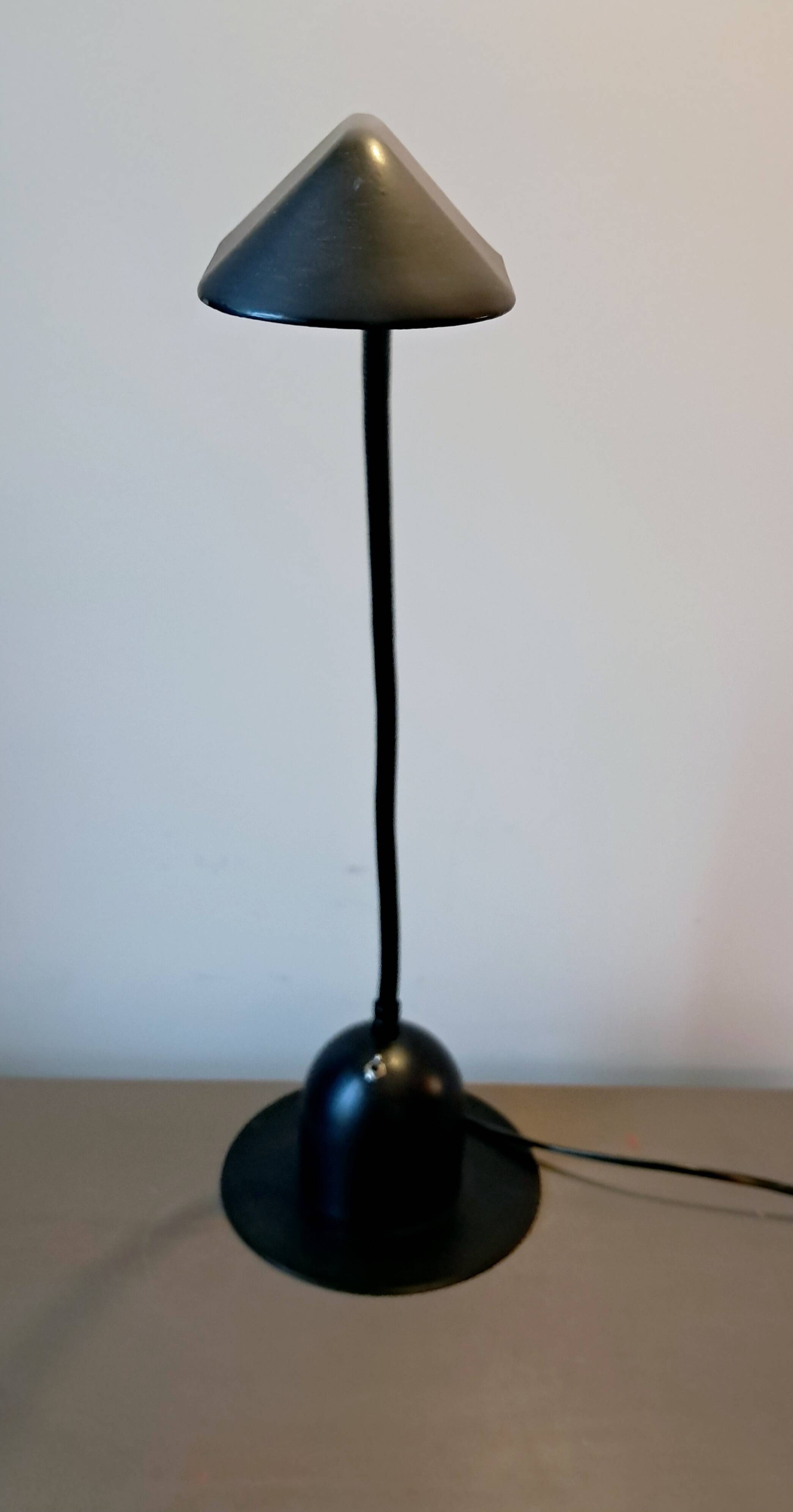 Articulated lamp in black metal. 80s