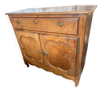Buffet bas en merisier - Modèle à cœurs