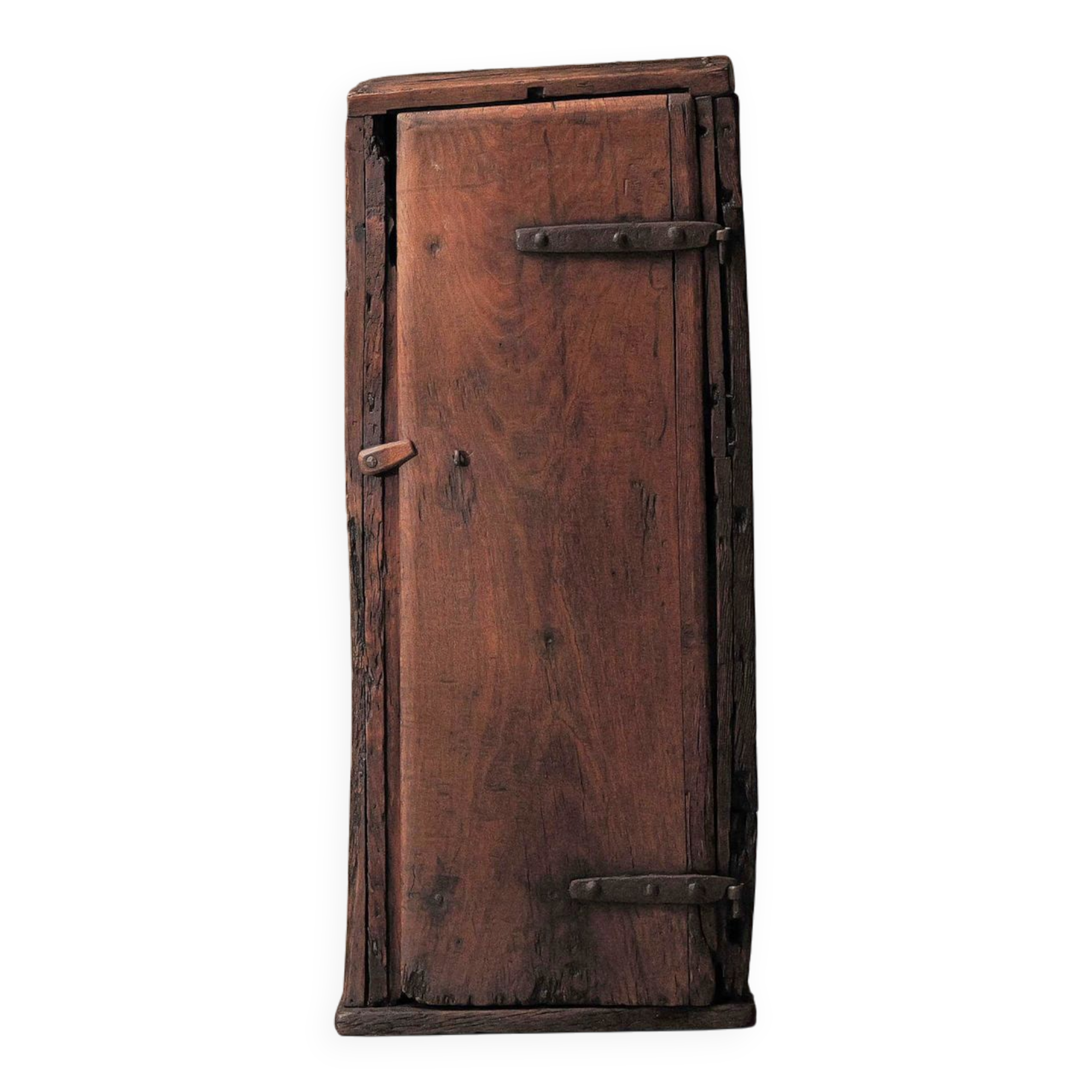 Sculpted furniture from a trunk, Folk art, 19th century